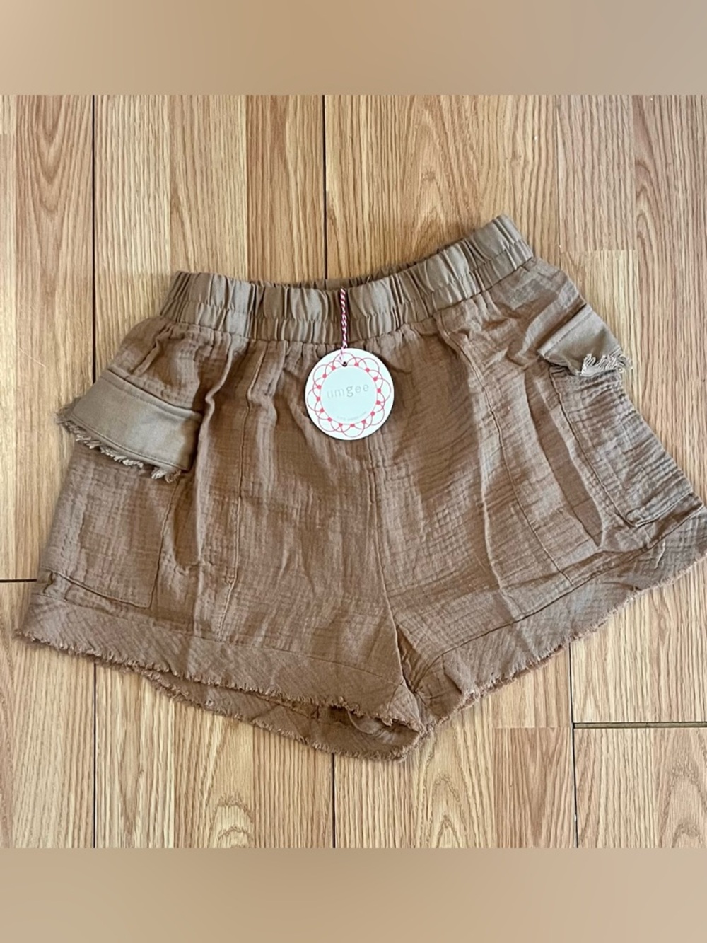 Umgee Brown Lightweight Cotton Cargo Shorts with Elastic Waist Latte